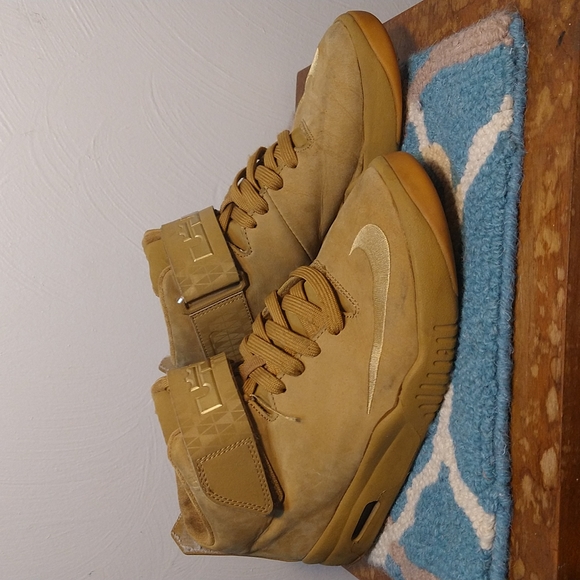 Nike Air Zoom Leather LeBron Wheat Akronite - Picture 3 of 13
